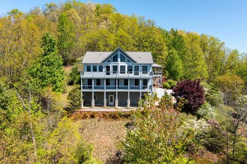 A home in Hayesville