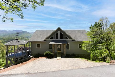 A home in Hayesville