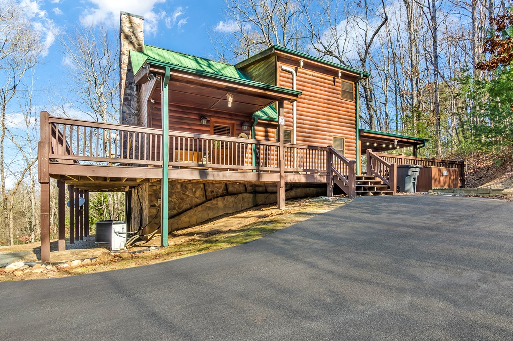 211 Highland Forest Drive