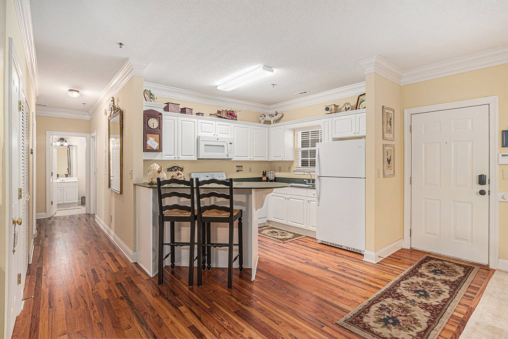 94 Gleneagle Court C202