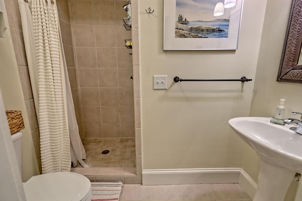 340 Autumn Trl, Franklin, NC, 28734, USA, 3 Bedrooms Bedrooms, ,4 BathroomsBathrooms,Residential,Active,340 Autumn Trl,434953