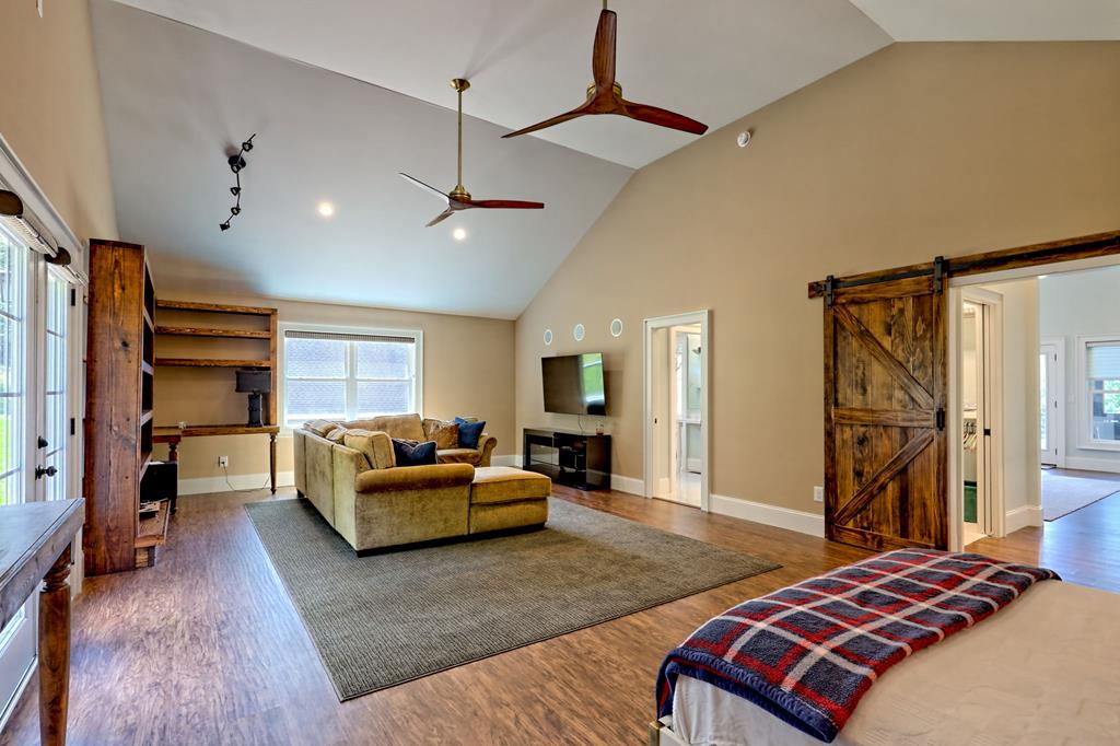 340 Autumn Trl, Franklin, NC, 28734, USA, 3 Bedrooms Bedrooms, ,4 BathroomsBathrooms,Residential,Active,340 Autumn Trl,434953