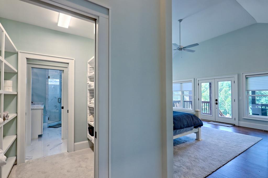 340 Autumn Trl, Franklin, NC, 28734, USA, 3 Bedrooms Bedrooms, ,4 BathroomsBathrooms,Residential,Active,340 Autumn Trl,434953