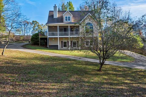 A home in Dahlonega