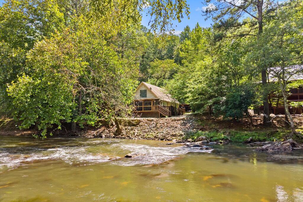 126 Addle Way