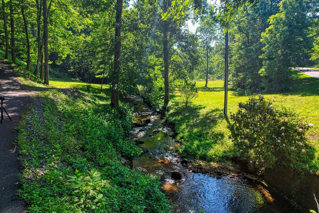 605 Owl Creek Road