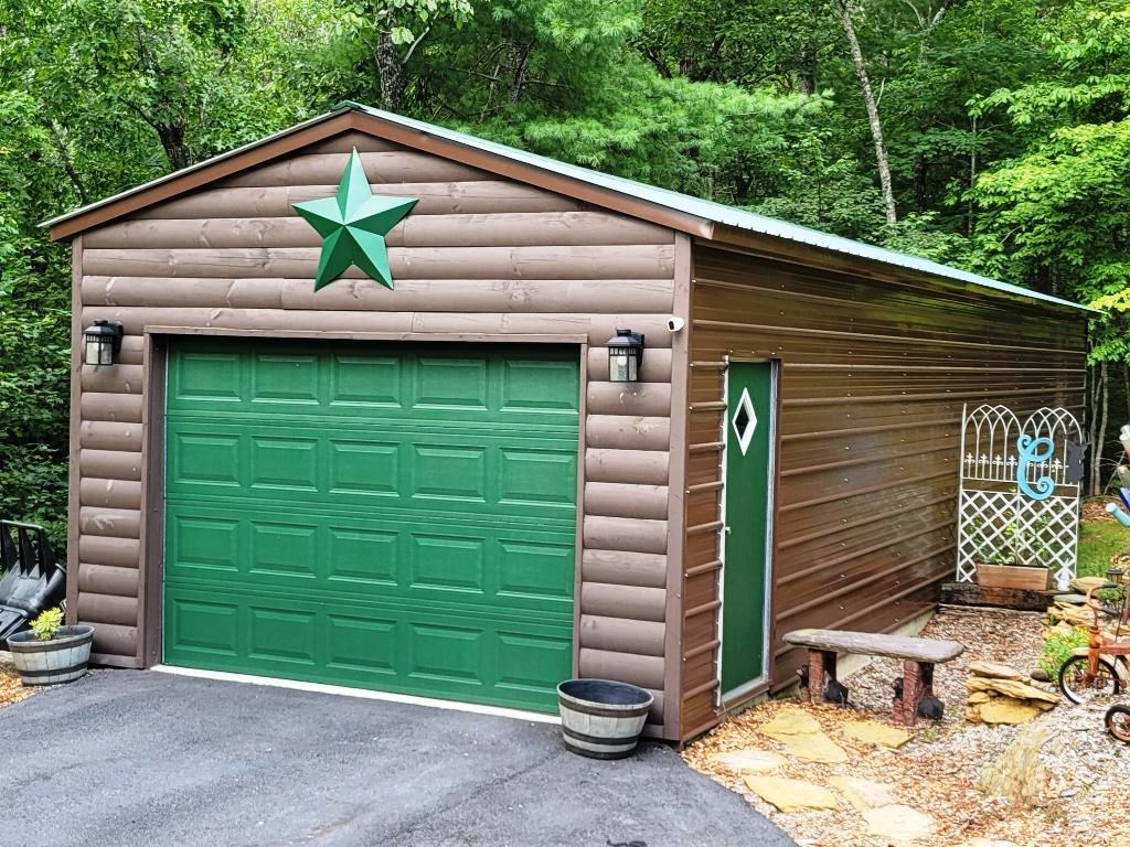 170 Fern Ridge Trail