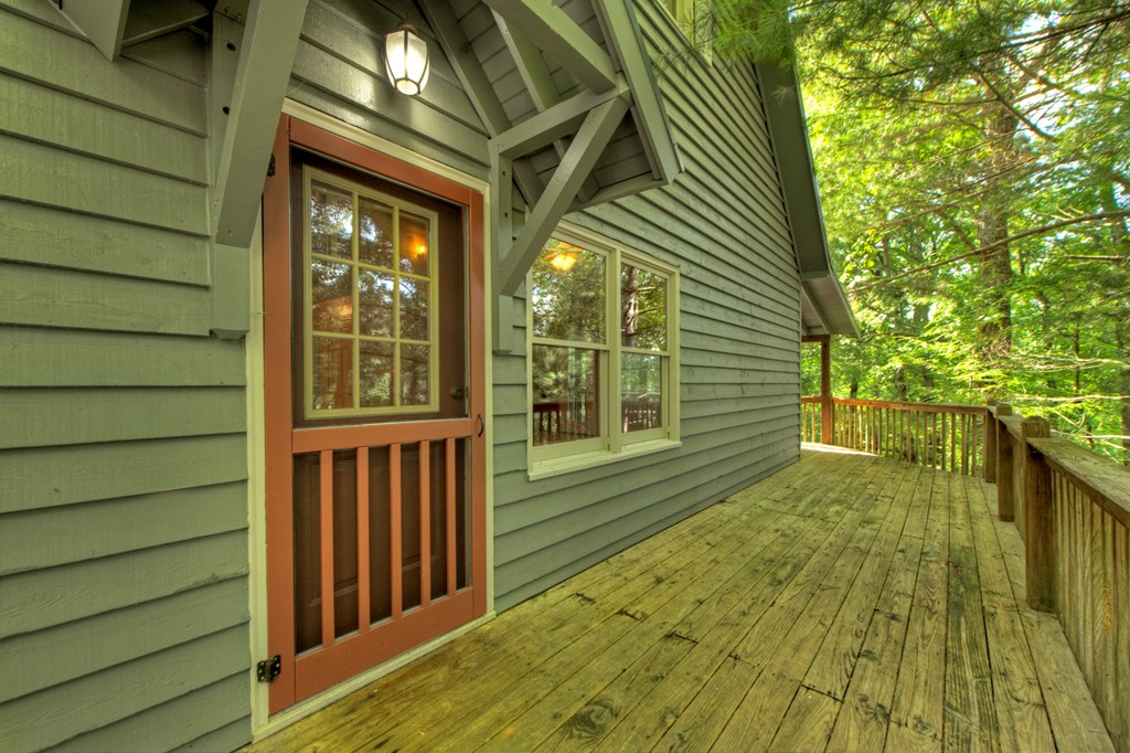 776 Mountain Oak Road