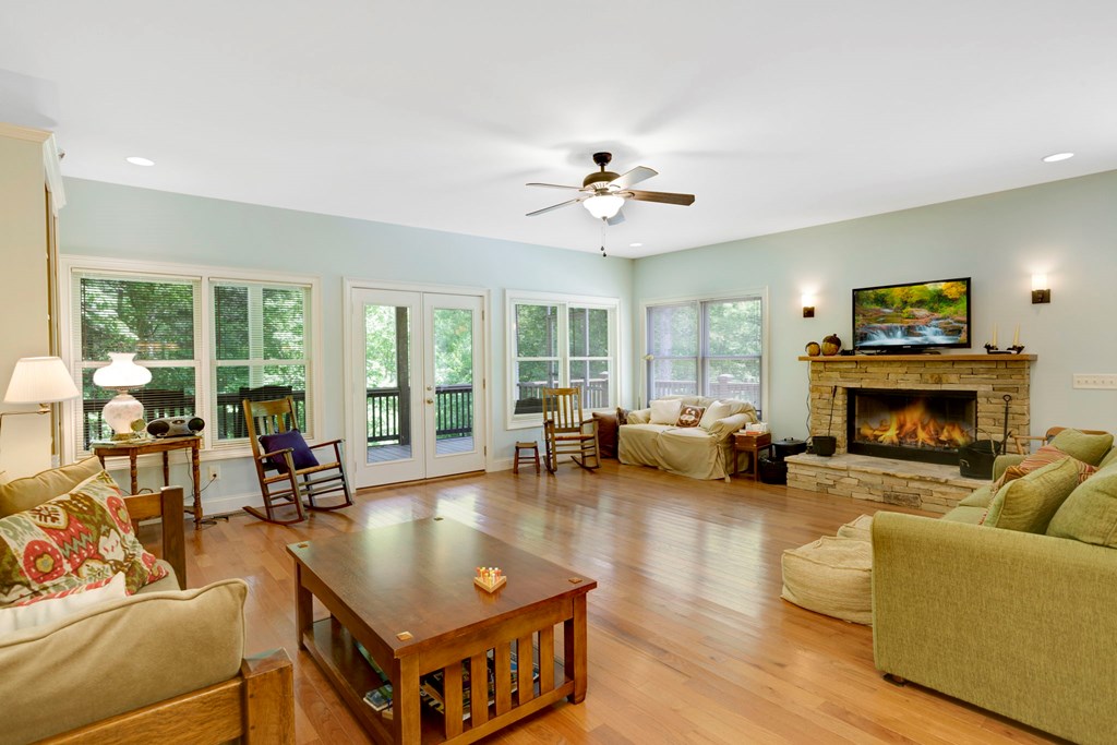 1774 Long Ridge Road