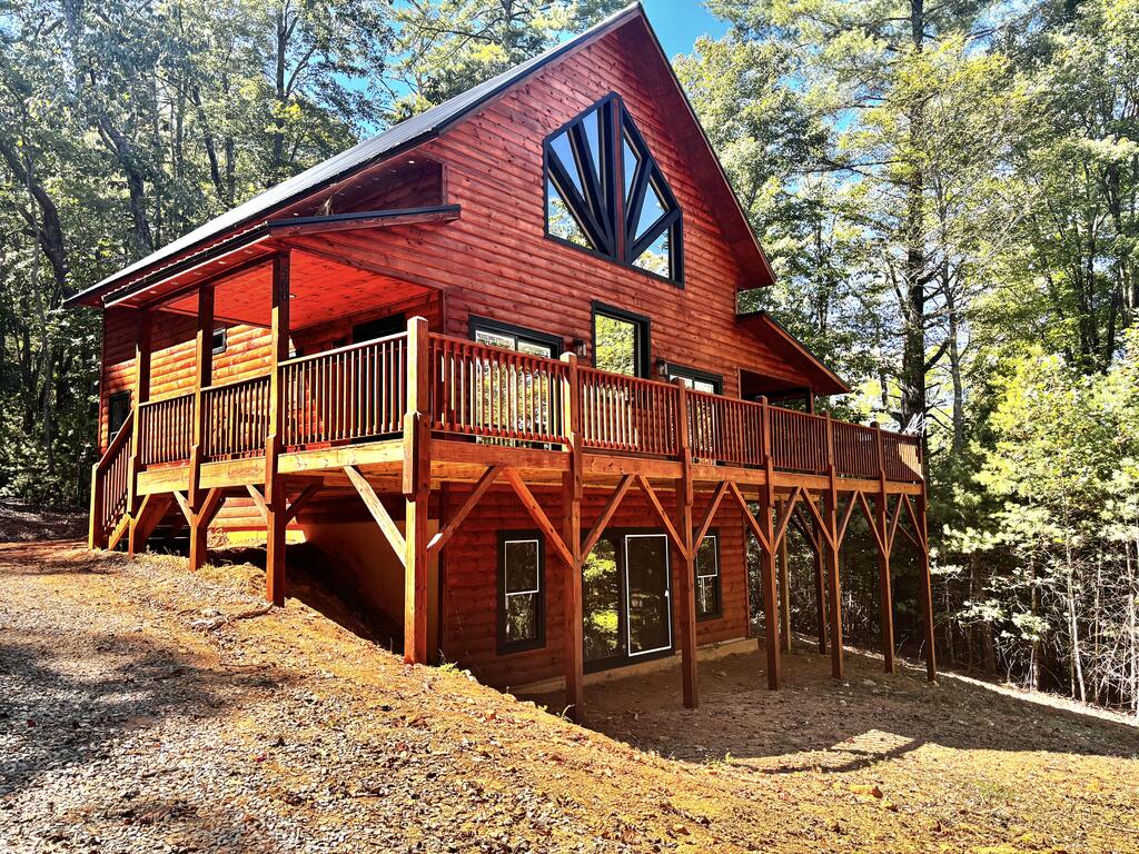 560 Carolina Fox Circle