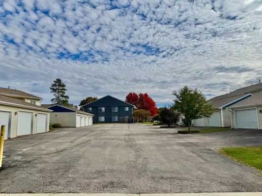 202 COOPER CT, AMES, IA 50014 - Image 06c0df1c85e4e56cce6cdb1097889ffe/1696530174