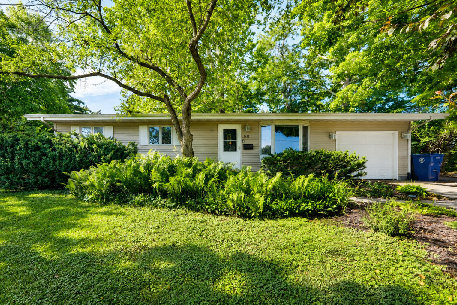 Photo 1 of 31 — 3412 Ontario Street, Ames, IA 50014