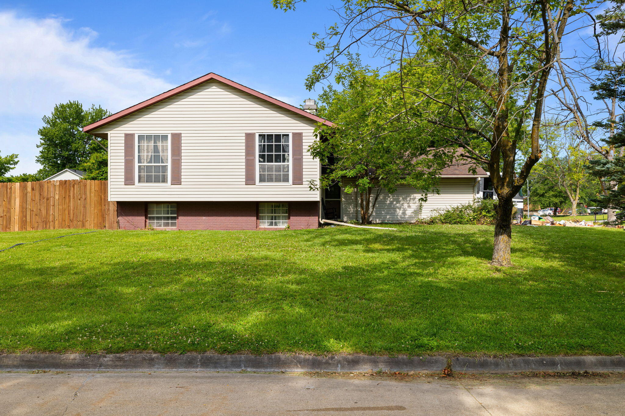 Photo 1 of 19 — 314 NW Bayberry Lane, Ankeny, IA 50023