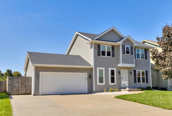 2004 COUNTRY COVE LN, ALTOONA, IA 50009 - Image b6b657cfee3dbda573e20d24be74f3af/22628084