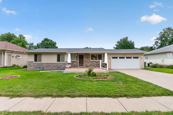 1314 TOP O HOLLOW RD, AMES, IA 50010 - Image c2f57ad413484cd17fa6d1e7149fa3ba/1438069332