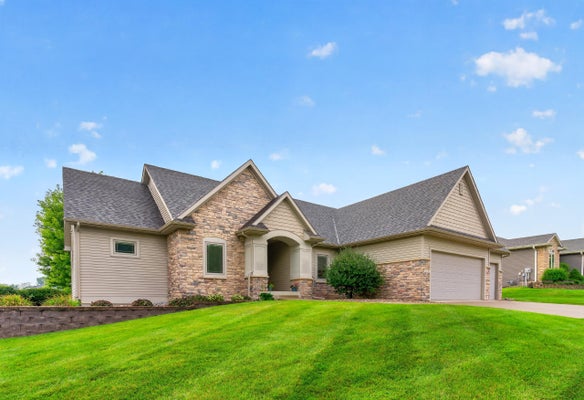 4221 WEMBLEY AVE, AMES, IA 50010 - Image d590fa11013e3dd4dfd3126742b0d057/2175838754