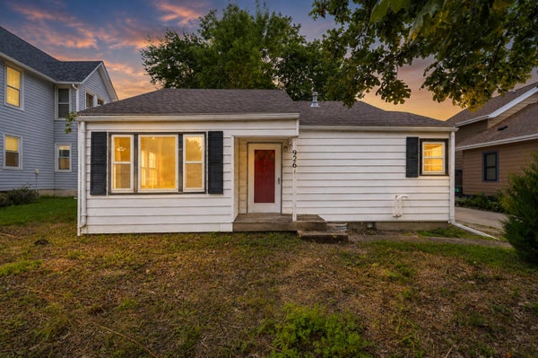 926 DUFF AVE, AMES, IA 50010 - Image d8cb68df300a6b62e5b83e35f166b948/2564367553