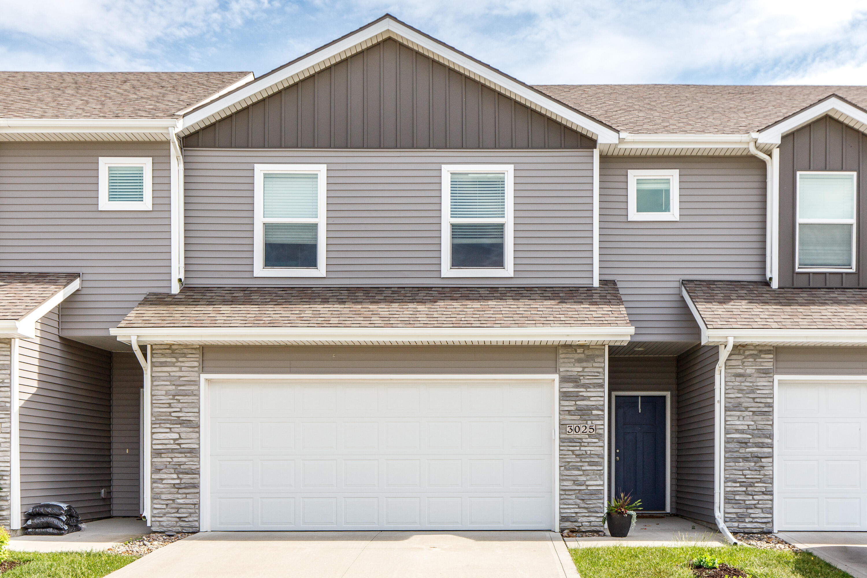 Photo 1 of 24 — 3025 NE 2nd Lane, Ankeny, IA 50021