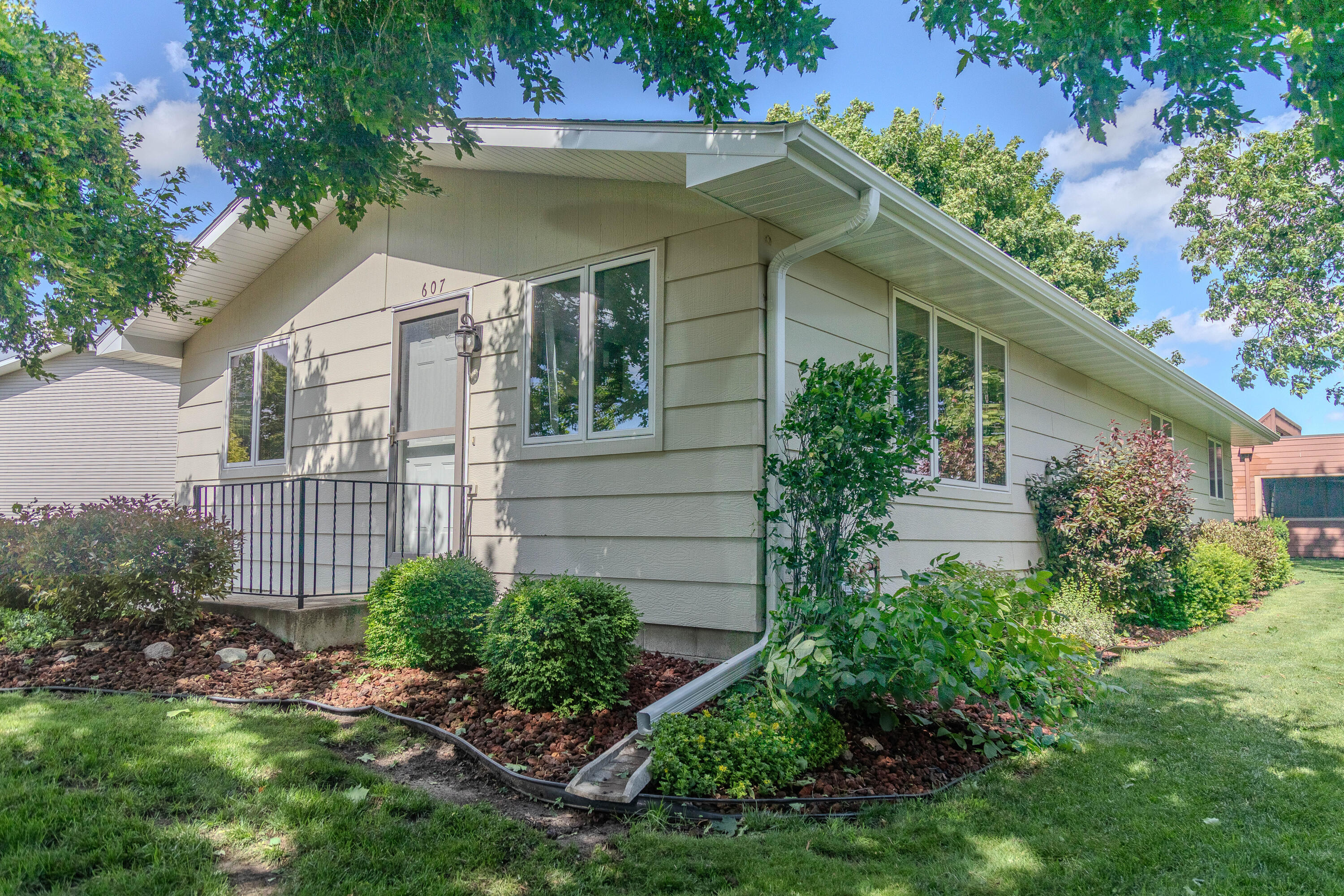 Photo 1 of 30 — 607 River Hills Drive, Story City, IA 50248