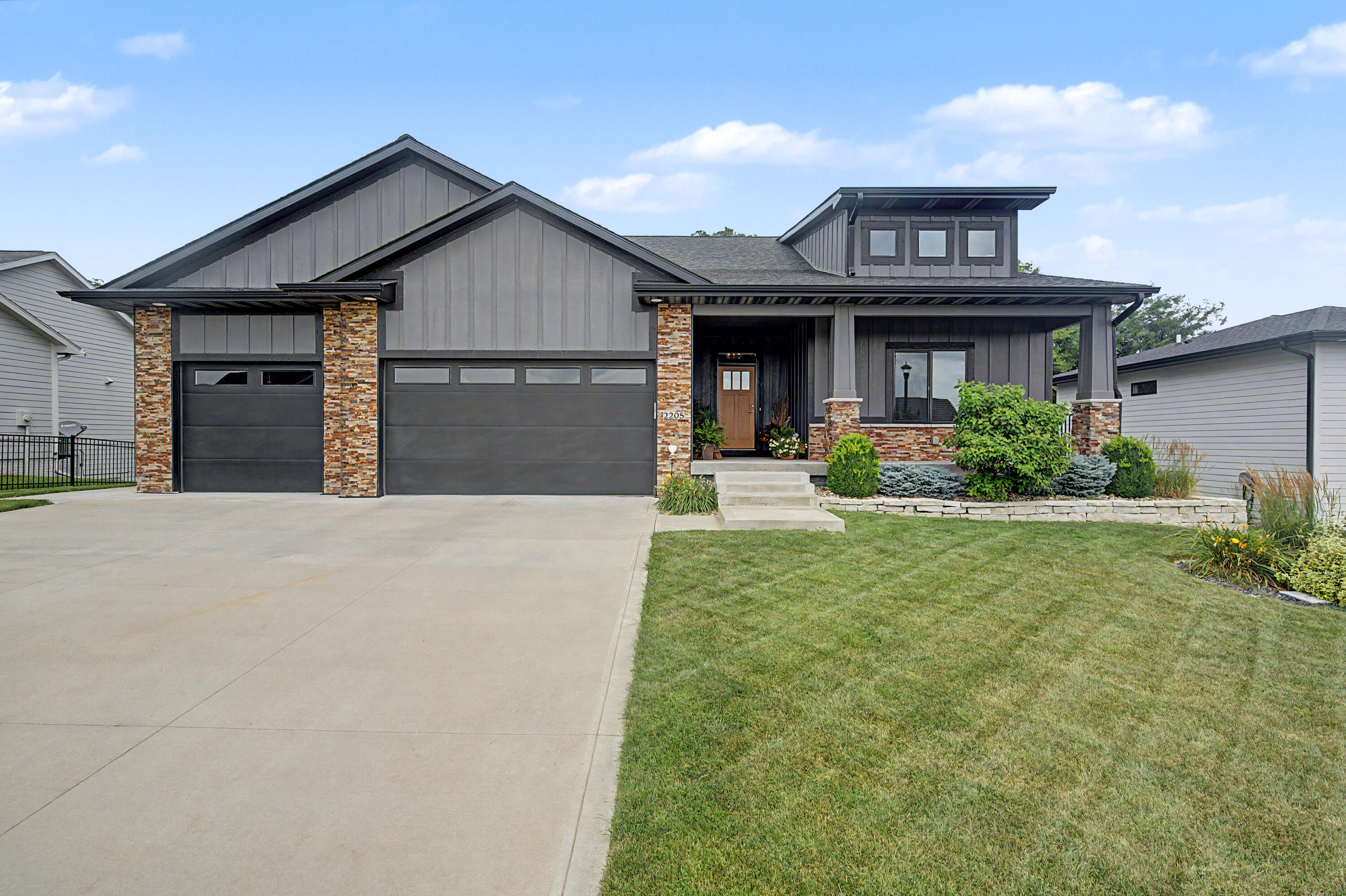 Photo 1 of 19 — 2205 NE Heritage Drive, Grimes, IA 50111