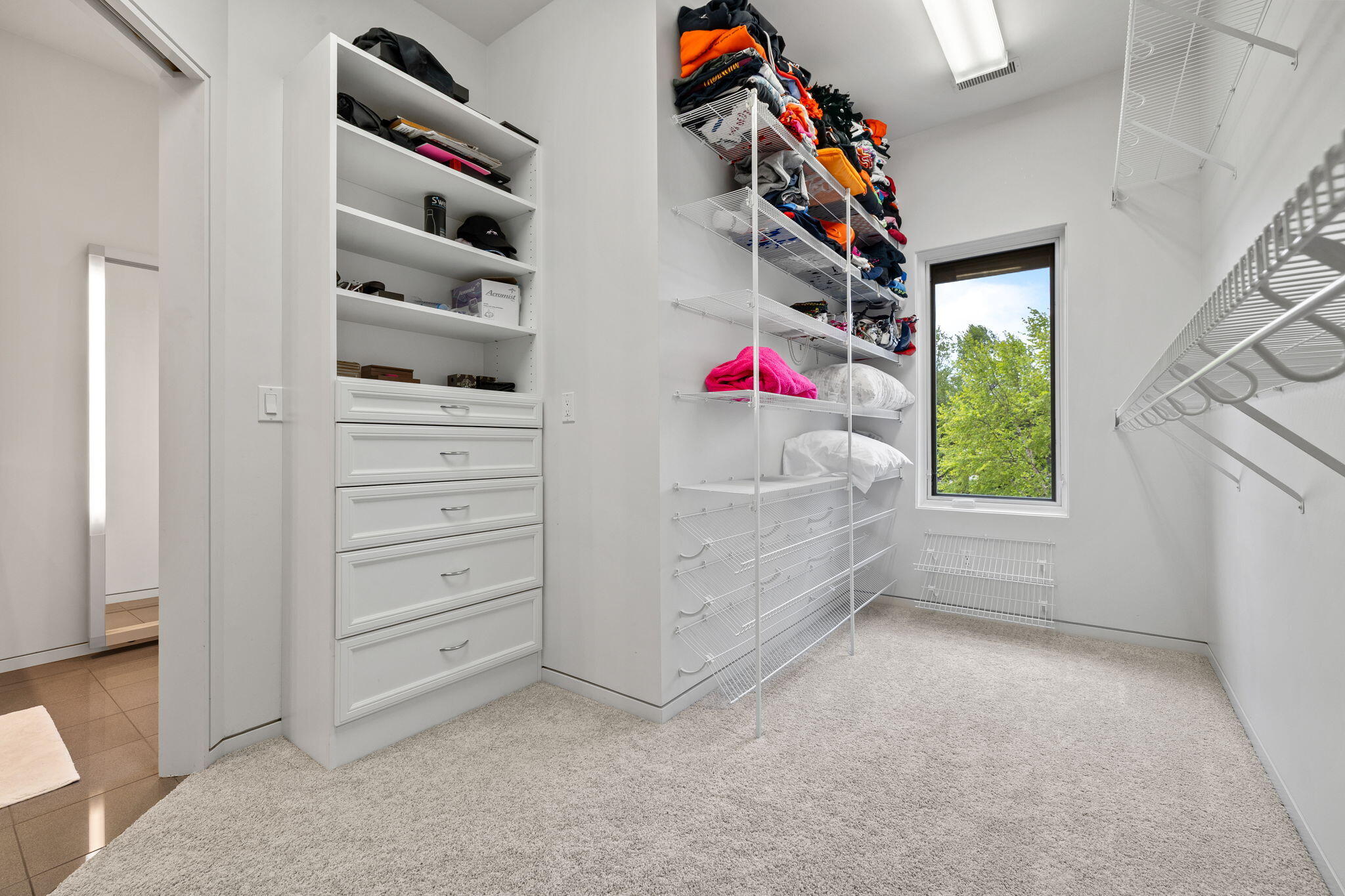 Ames, Iowa, 50014, United States, 5 Bedrooms Bedrooms, ,5 BathroomsBathrooms,Residential,Active,2044574