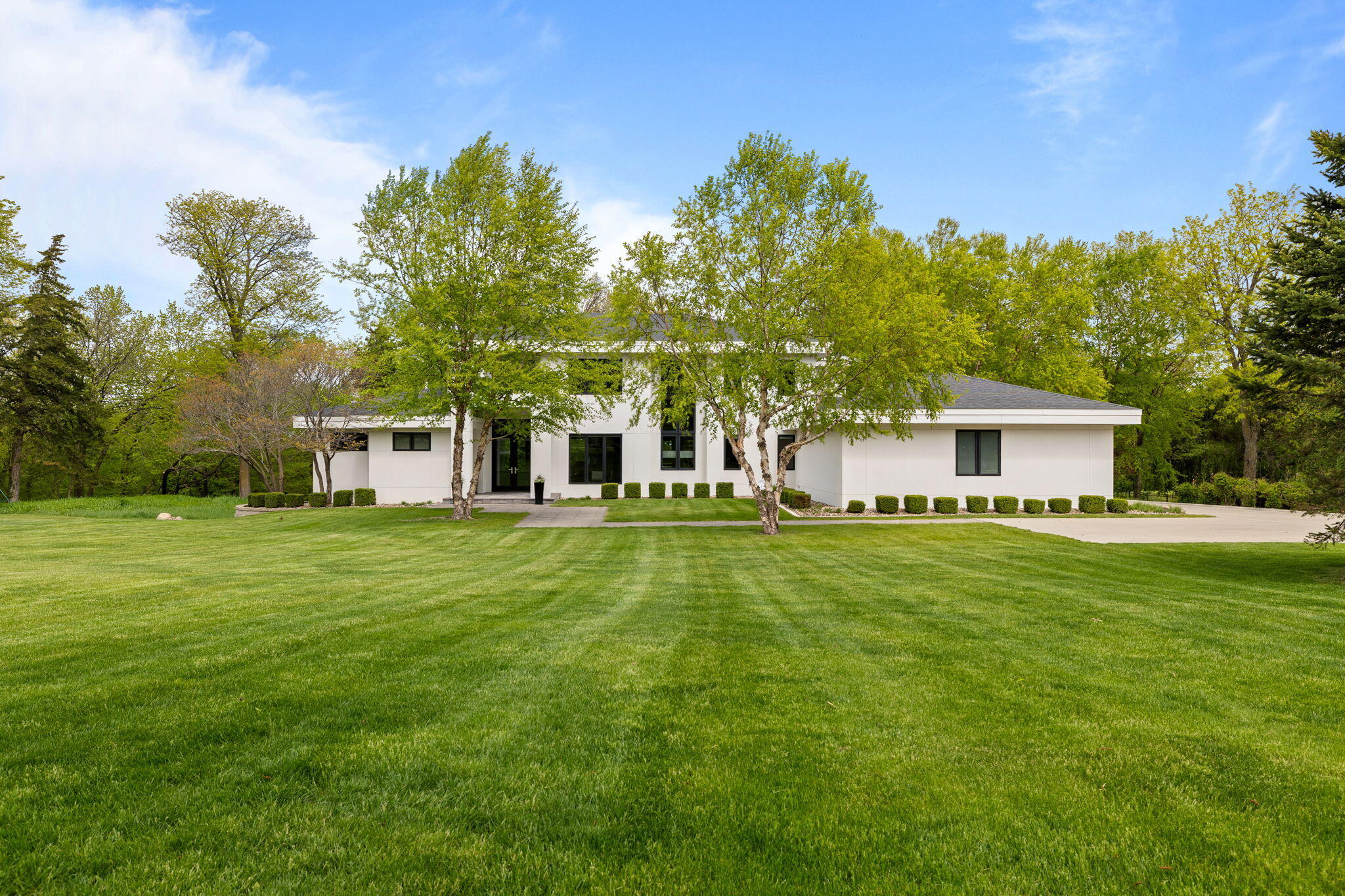 Ames, Iowa, 50014, United States, 5 Bedrooms Bedrooms, ,5 BathroomsBathrooms,Residential,Active,2044574