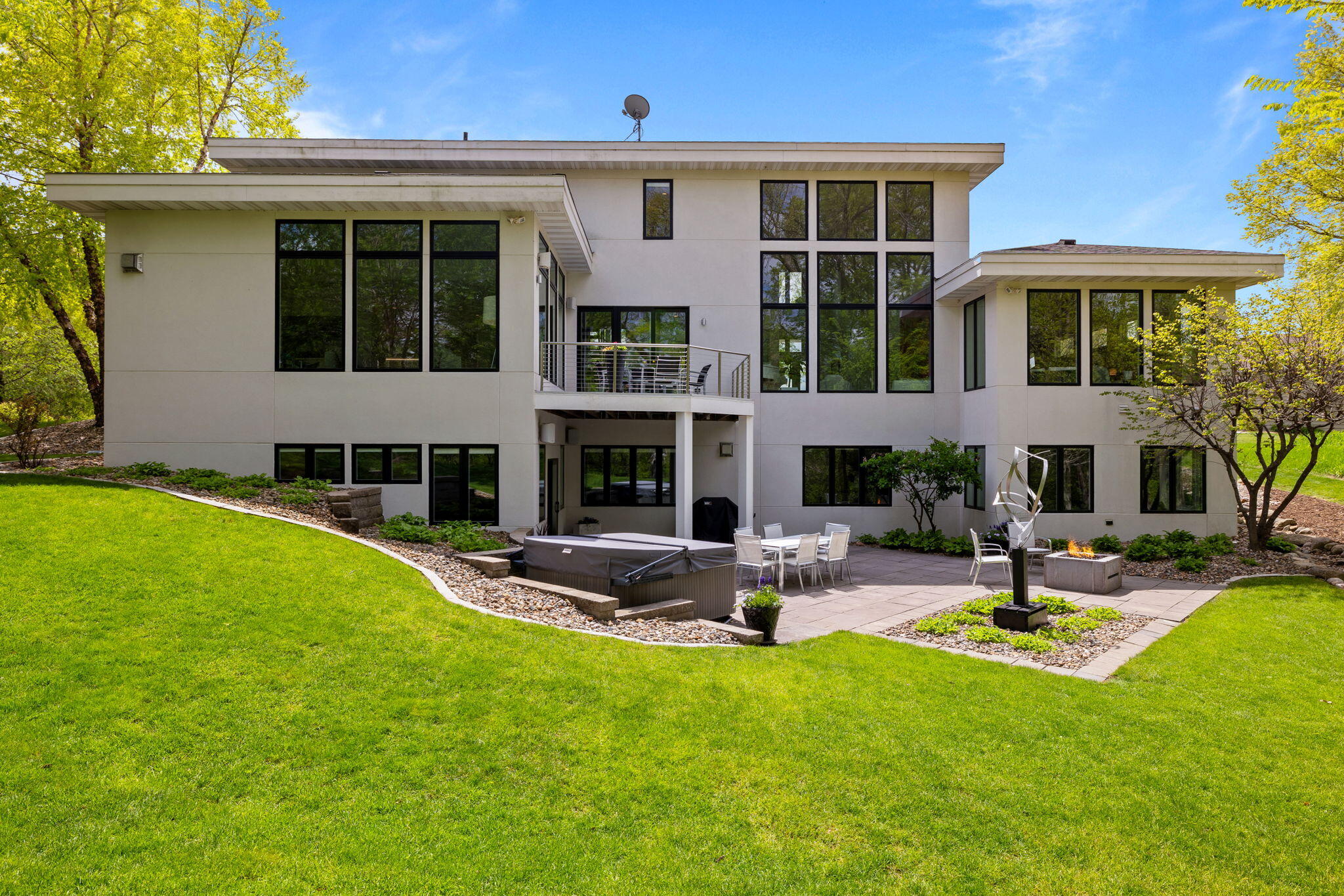 Ames, Iowa, 50014, United States, 5 Bedrooms Bedrooms, ,5 BathroomsBathrooms,Residential,Active,2044574