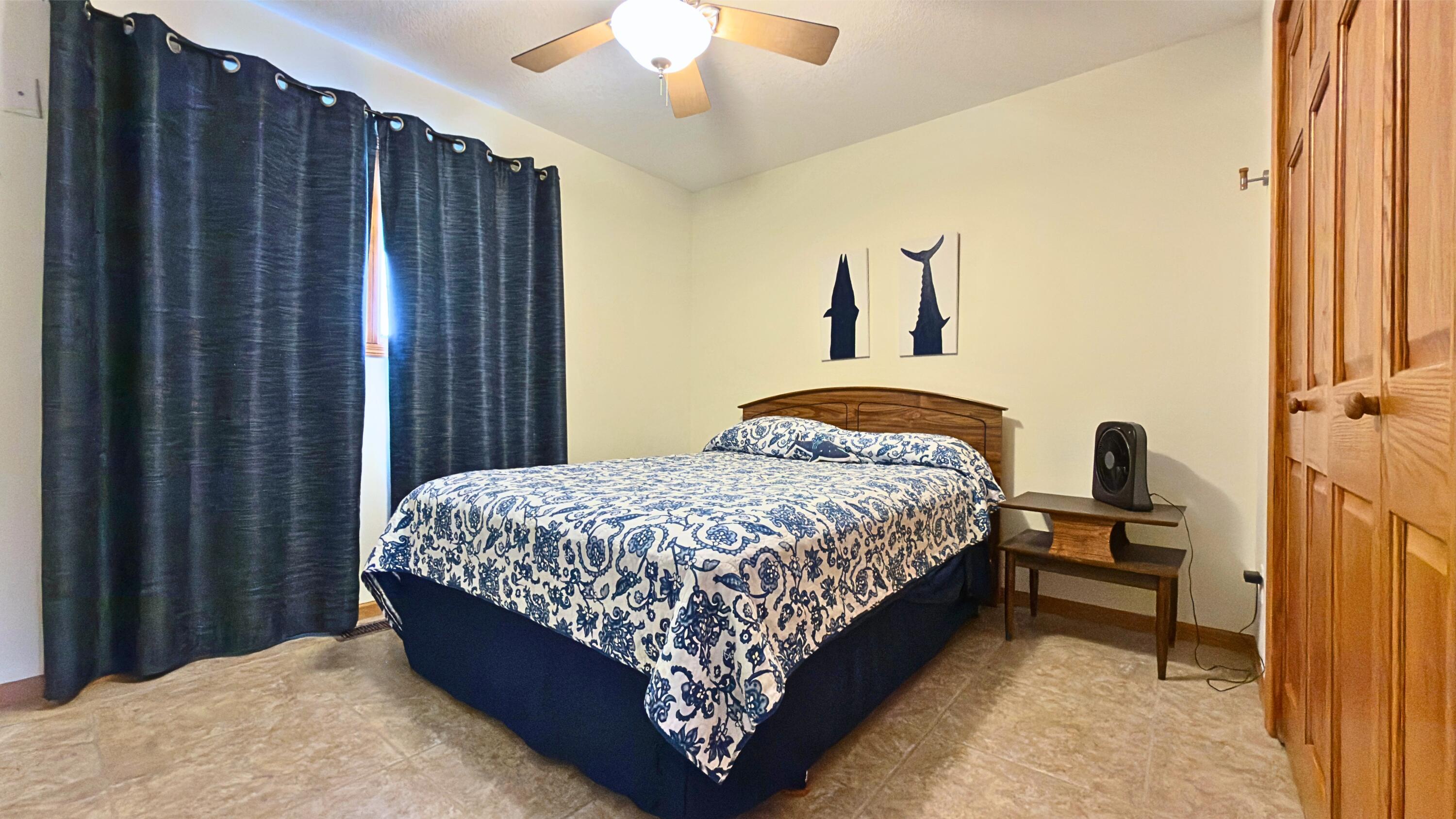 Manson, Iowa, 50563, United States, 5 Bedrooms Bedrooms, ,4 BathroomsBathrooms,Residential,Active,2041487