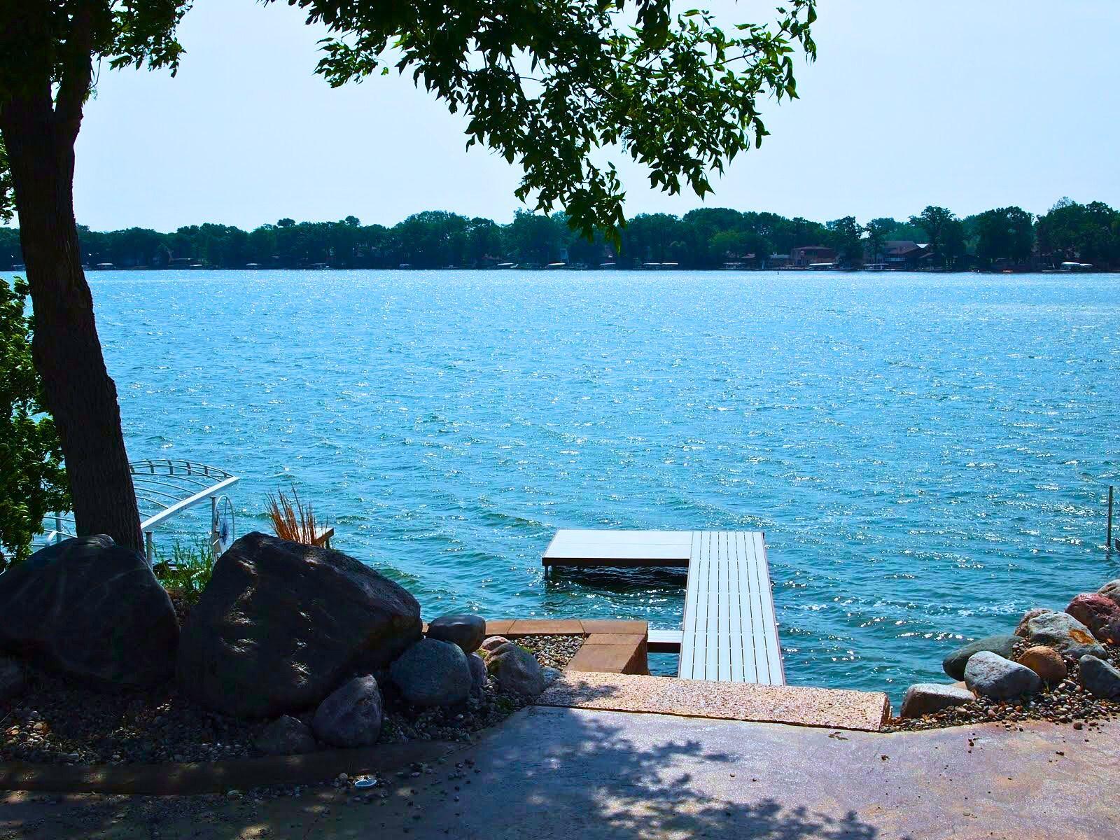 Manson, Iowa, 50563, United States, 5 Bedrooms Bedrooms, ,4 BathroomsBathrooms,Residential,Active,2041487