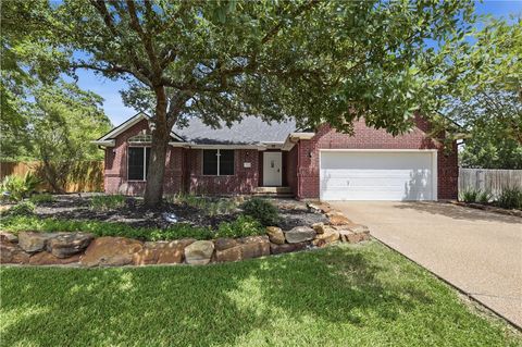 Photo of 6204 London Circle, Bryan, TX 77802 (MLS # 26008652)