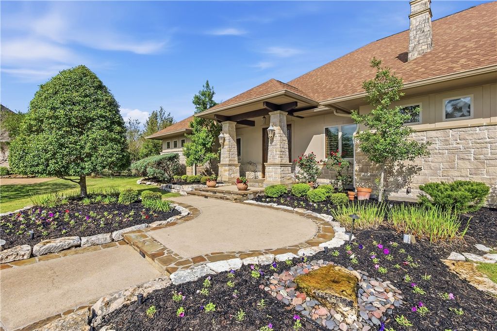 Photo of 4900 Somerset Hills Court, College Station, TX 77845 (MLS # 26003711)