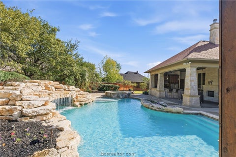 Tiny photo for 4900 Somerset Hills Court, College Station, TX 77845 (MLS # 26003711)