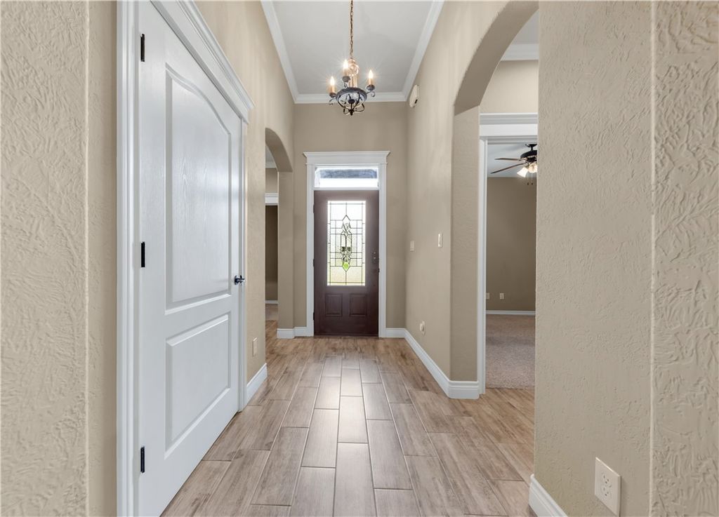 Photo of 3520 Foxcroft Path, Bryan, TX 77808 (MLS # 26001387)