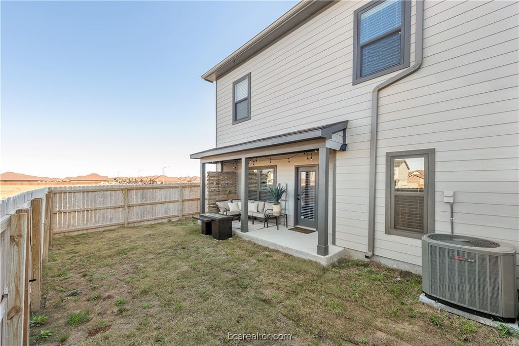 Photo of 547 Hayes Lane, College Station, TX 77845 (MLS # 25012621)