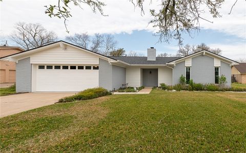 Tiny photo for 1203 Guadalupe Drive, College Station, TX 77840 (MLS # 25013267)