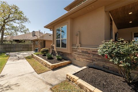Tiny photo for 1202 Quarry Oaks Drive, College Station, TX 77845 (MLS # 26003062)