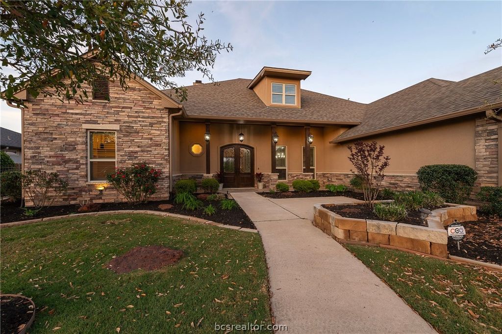 Photo of 1202 Quarry Oaks Drive, College Station, TX 77845 (MLS # 26003062)