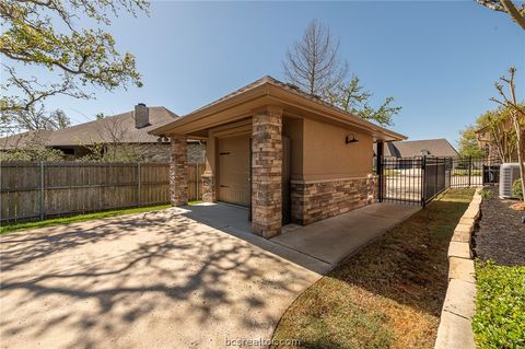 Tiny photo for 1202 Quarry Oaks Drive, College Station, TX 77845 (MLS # 26003062)