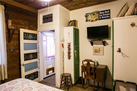 Tiny photo for 12400 Texas Street, Burton, TX 77835 (MLS # 26001998)