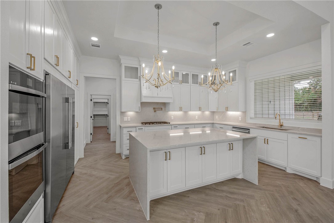 5848 Thousand Oaks Road