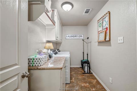 Tiny photo for 8748 Tejas Ranch Loop, Bryan, TX 77808 (MLS # 26010341)