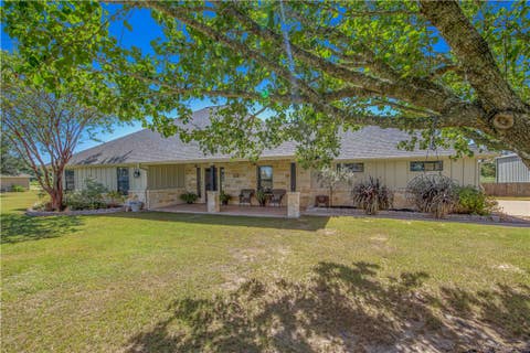 Tiny photo for 8748 Tejas Ranch Loop, Bryan, TX 77808 (MLS # 26010341)