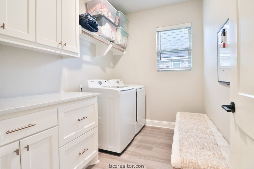 Bryan, Texas 77802, United States, 3 Bedrooms Bedrooms, ,3 BathroomsBathrooms,Residential,Pending,59538