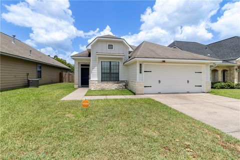 Photo of 209 Fieldstone Place, College Station, TX 77845 (MLS # 26009124)