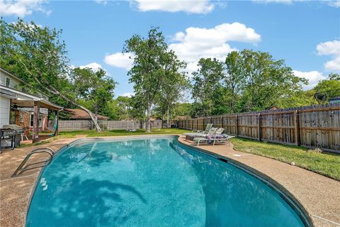 Tiny photo for 1204 King Arthur Circle, College Station, TX 77840 (MLS # 26003921)