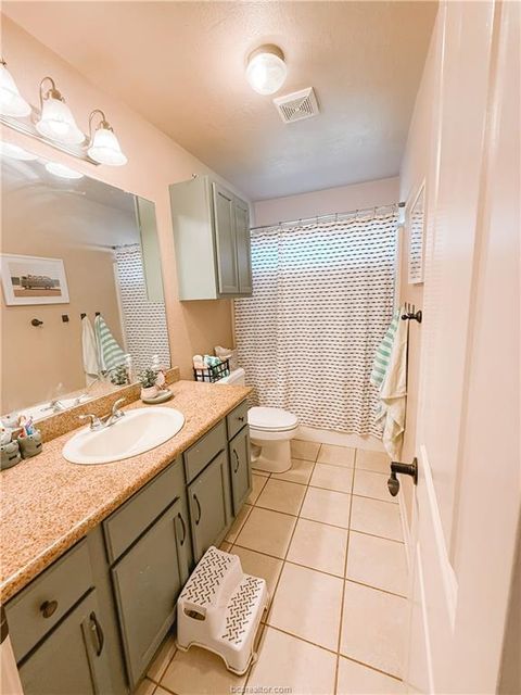 Tiny photo for 52 Fairway Drive, Normangee, TX 77871 (MLS # 25007122)