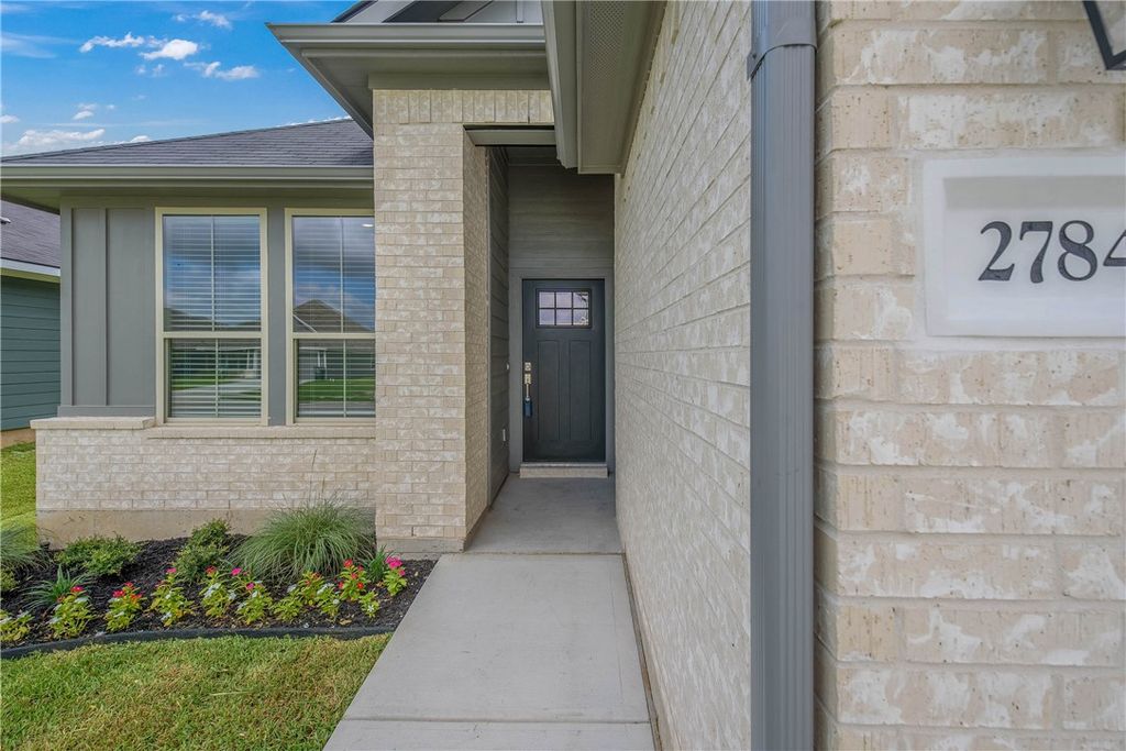 Photo of 2776 Messenger Way, Bryan, TX 77803 (MLS # 26001808)