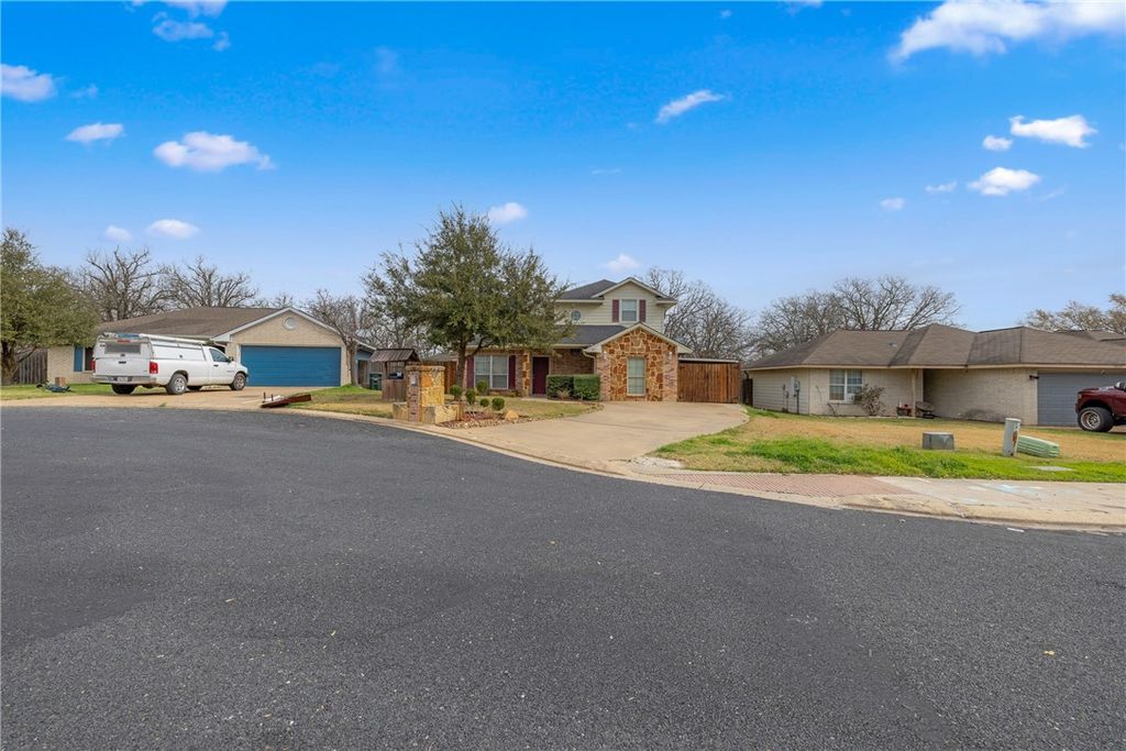 Photo of 3811 Caleb Court, Bryan, TX 77803 (MLS # 26000582)