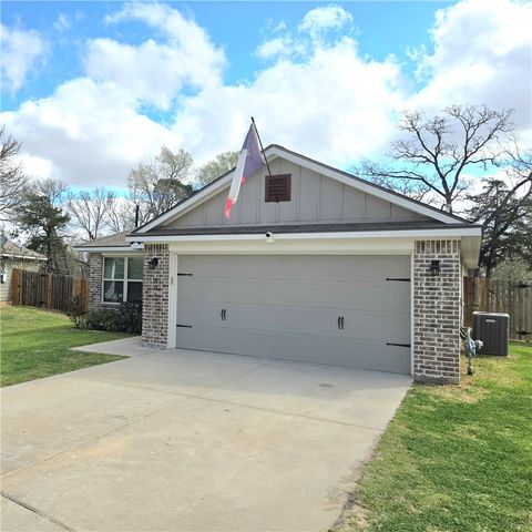 Tiny photo for 809 Meadow Brook Drive, Caldwell, TX 77836 (MLS # 26002728)
