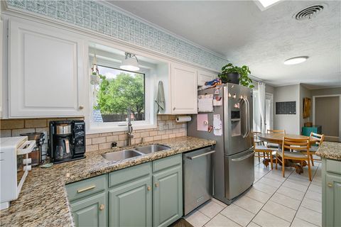 Tiny photo for 3506 Tanglewood Drive, Bryan, TX 77802 (MLS # 26003723)